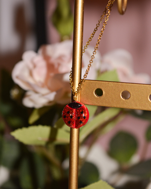 Ατσάλινο κολιέ ''Shiny Ladybug''